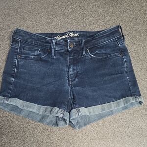Universal Thread Dark Blue Jean Shorts - Mid Rise Midi